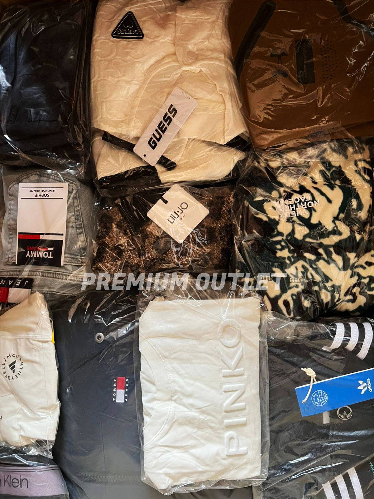 PremiumOutletOdziezB12